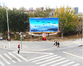 鹤庆户外大屏广告投放要点。